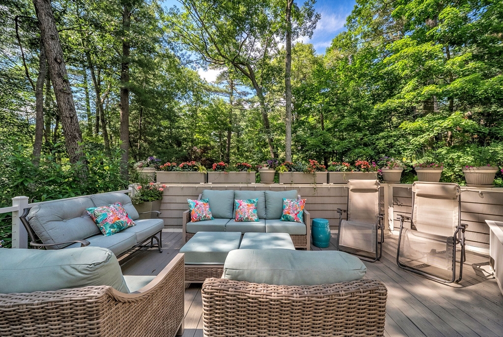 44 Old Road Weston, MA 02493 - Photo 32 of 33