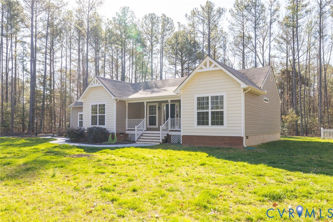 7349 Foxal Road Mechanicsville, VA 23116 - Photo 3 of 42