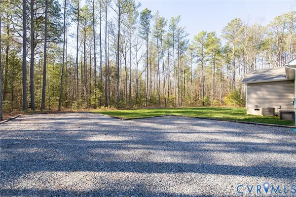 $2,600 | 7349 Foxal Road, Mechanicsville, VA 23116
