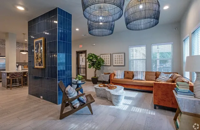 $1,199 | 3300 Oak Creek Drive, Austin, TX 78727