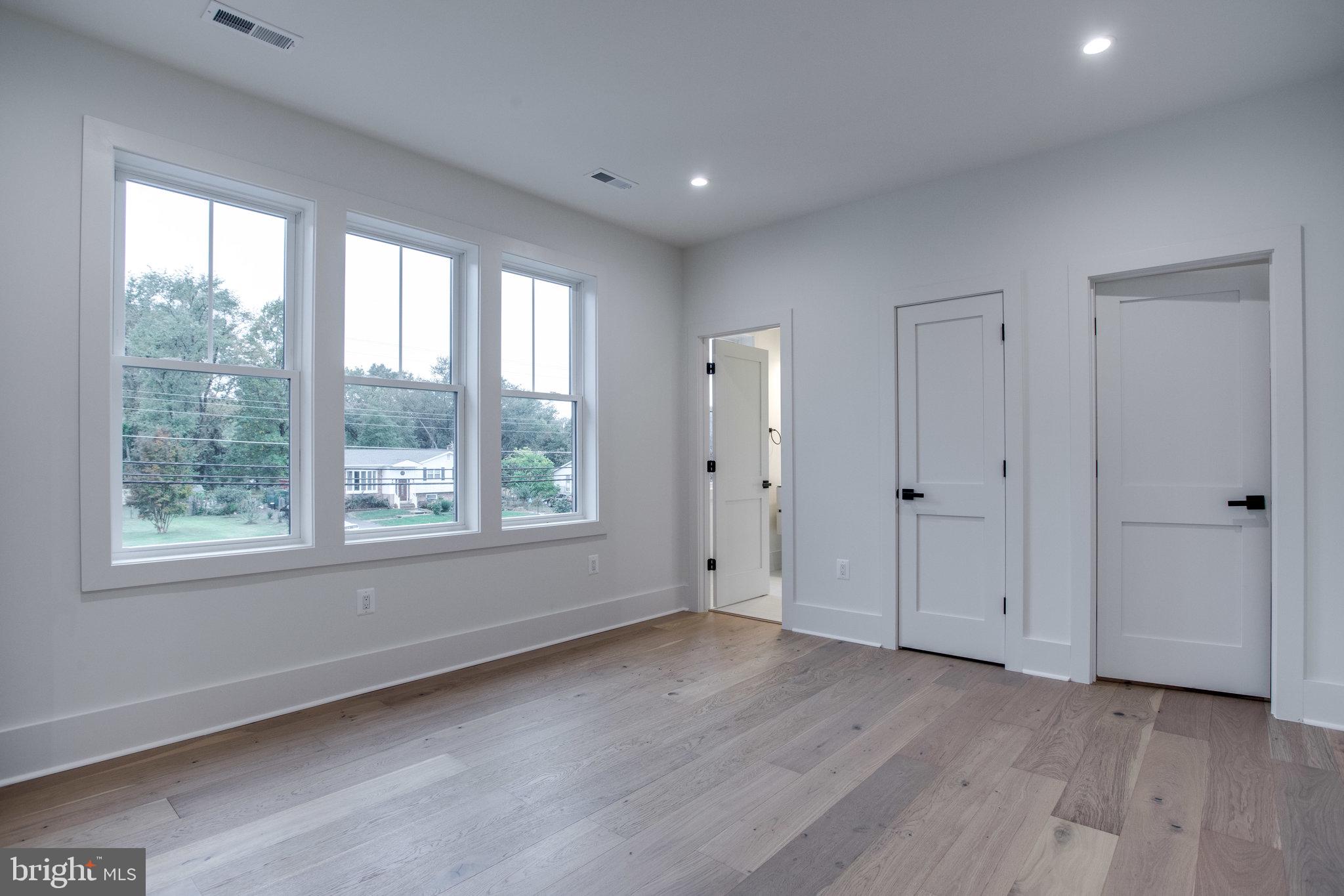 2517 Flint Hill Road Vienna, VA 22181 - Photo 29 of 40