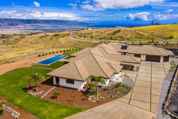 $10,495,000 | 100 Kalelemuku Place, Kula, HI 96790