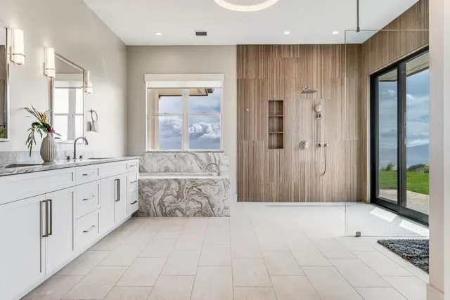 $10,995,000 | 100 Kalelemuku Place, Kula, HI 96790