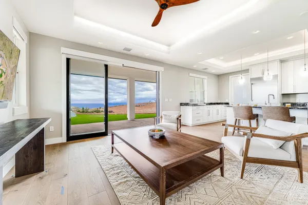 $10,495,000 | 100 Kalelemuku Place, Kula, HI 96790