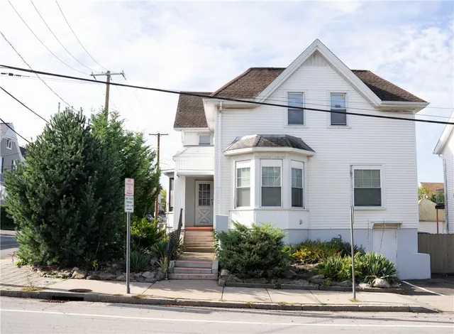 $650,000 | 93 Warren Avenue, East Providence, RI 02914