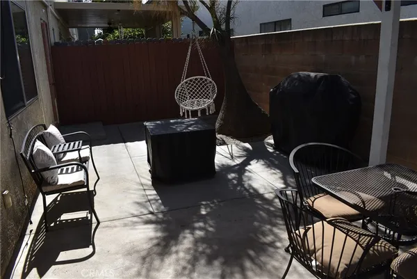 $2,800 | 11106 Arminta Street, Unit 4, Sun Valley, CA 91352