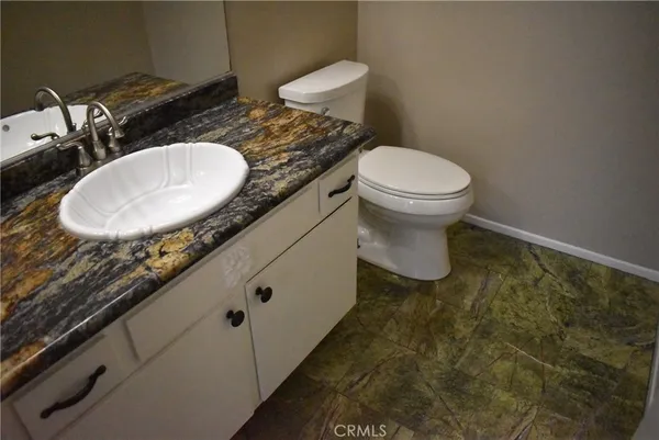 $2,800 | 11106 Arminta Street, Unit 4, Sun Valley, CA 91352