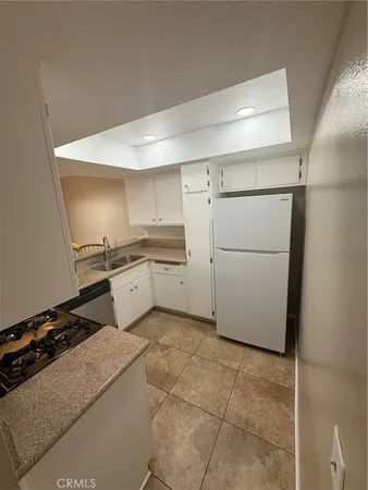 $2,800 | 11106 Arminta Street, Unit 4, Sun Valley, CA 91352