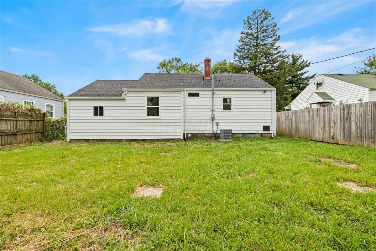 2818 Audubon Road Columbus, OH 43211 - Photo 19 of 19 backhouse