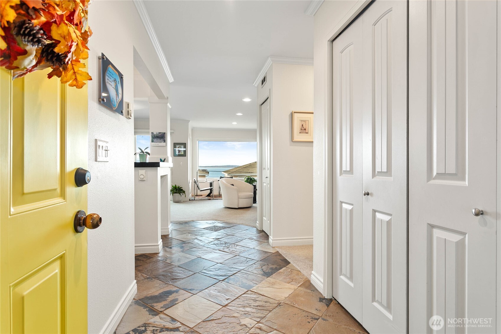 929 11th Street, Unit 202 Bellingham, WA 98225 - Photo 15 of 40