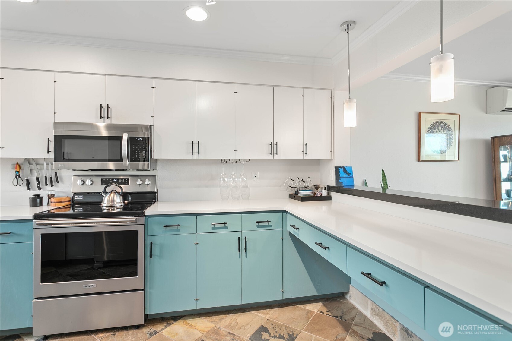 929 11th Street, Unit 202 Bellingham, WA 98225 - Photo 23 of 40