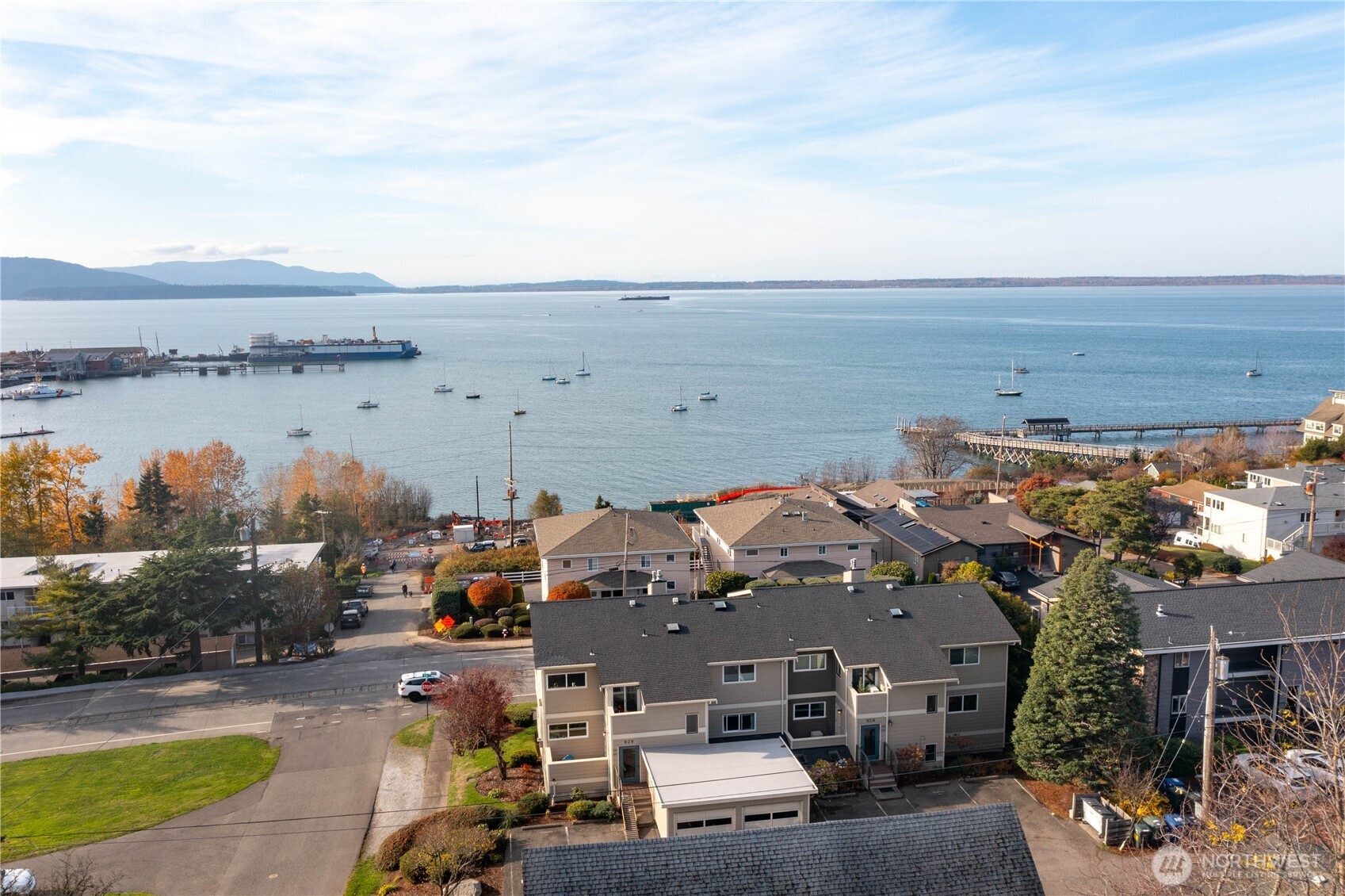 929 11th Street, Unit 202 Bellingham, WA 98225 - Photo 38 of 40