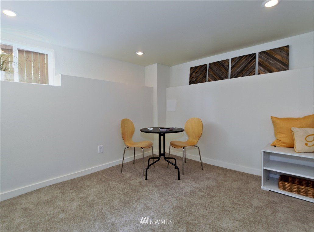 5930 34th Avenue Southwest Seattle, WA 98126 - Photo 13 of 20 Gallery Image 13