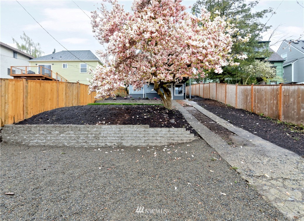5930 34th Avenue Southwest Seattle, WA 98126 - Photo 18 of 20 Gallery Image 18