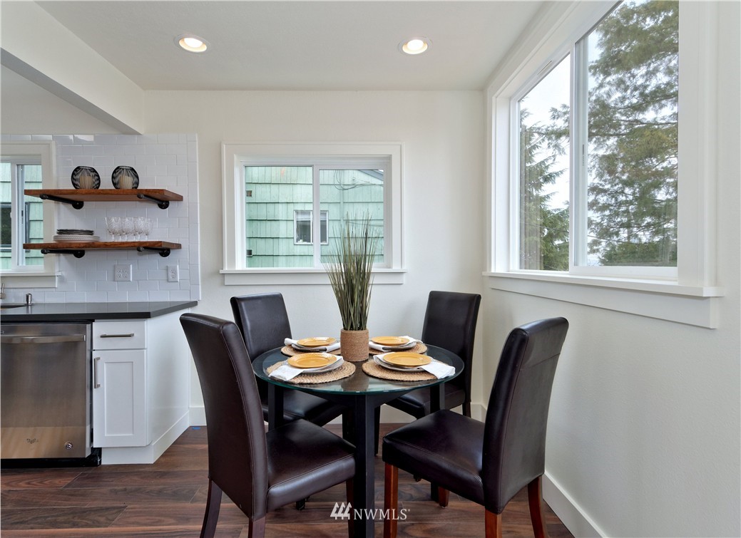 5930 34th Avenue Southwest Seattle, WA 98126 - Photo 5 of 20 Gallery Image 5