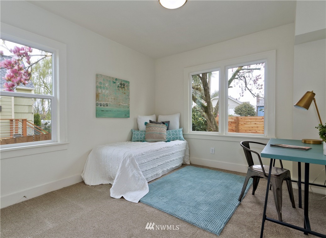 5930 34th Avenue Southwest Seattle, WA 98126 - Photo 6 of 20 Gallery Image 6