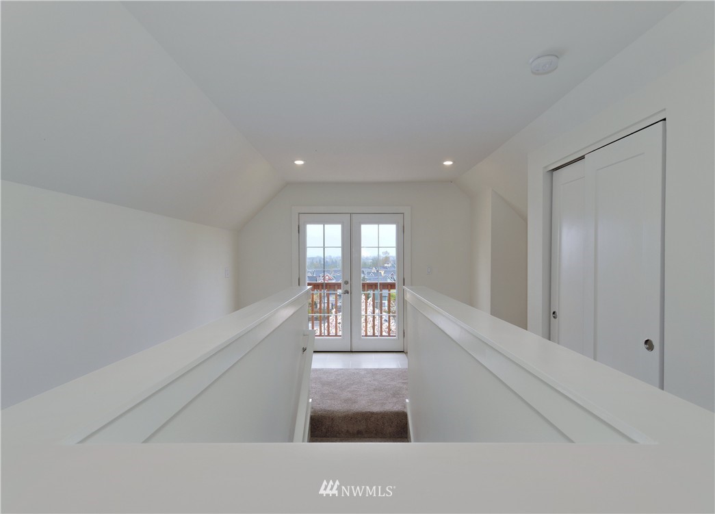 5930 34th Avenue Southwest Seattle, WA 98126 - Photo 9 of 20 Gallery Image 9
