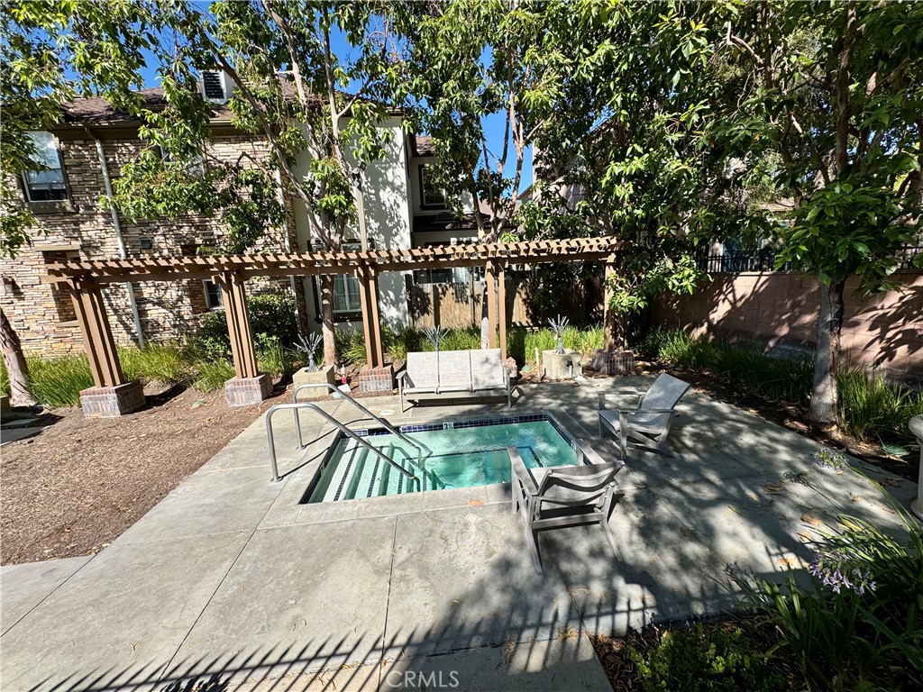 27 Harwick Court Ladera Ranch, CA 92694 - Photo 6 of 24