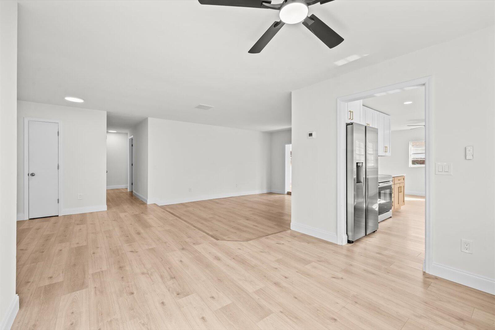 8844 Southwest 6th Street Boca Raton, FL 33433 - Photo 8 of 31 07-6th15