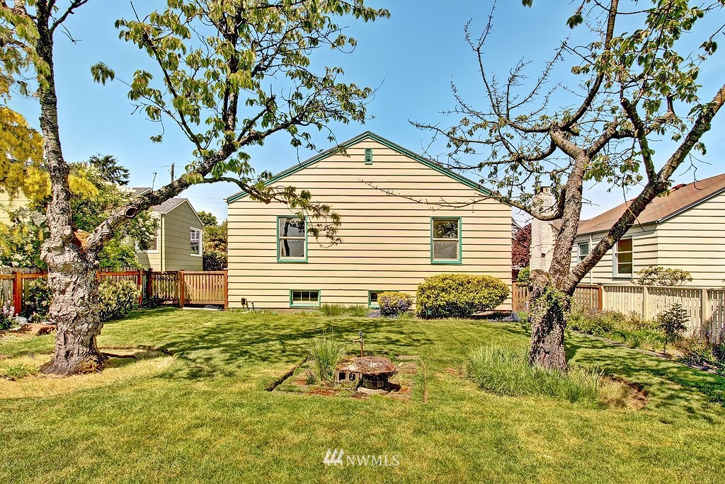 1323 North 79th Street Seattle, WA 98103 - Photo 18 of 18 Gallery Image 18