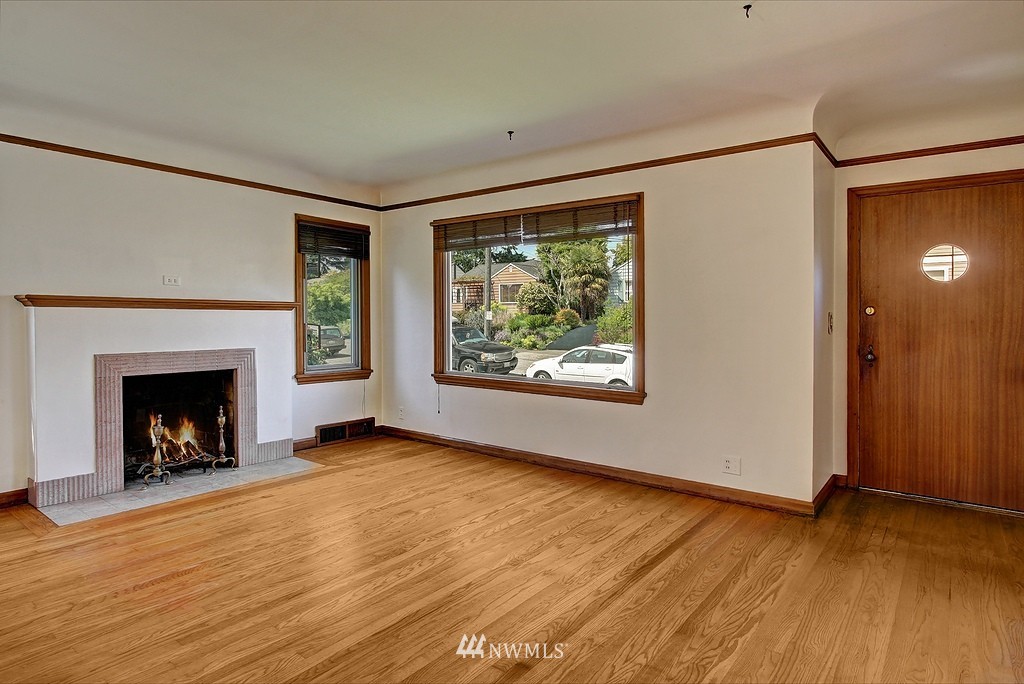 1323 North 79th Street Seattle, WA 98103 - Photo 5 of 18 Gallery Image 5