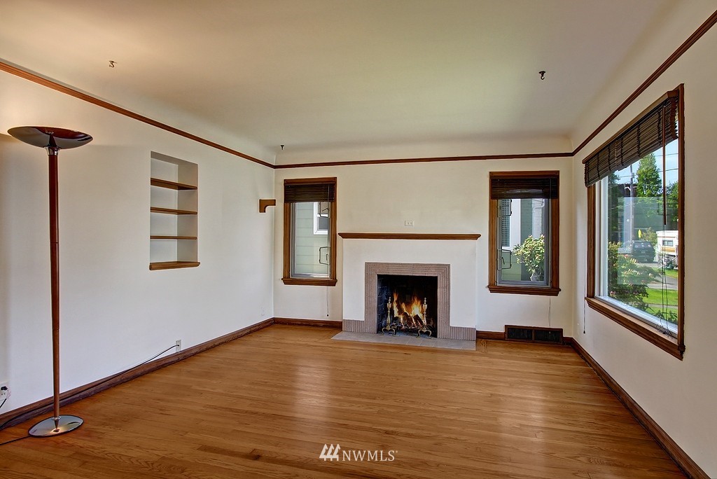 1323 North 79th Street Seattle, WA 98103 - Photo 6 of 18 Gallery Image 6