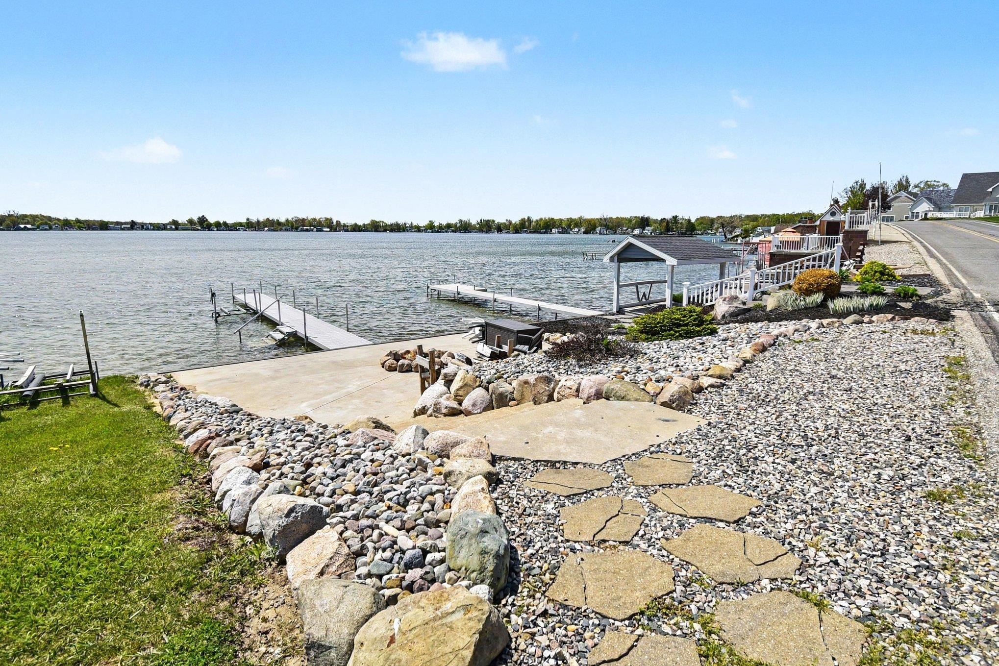 6628 Spinnaker Road Crystal, MI 48818 - Photo 5 of 40