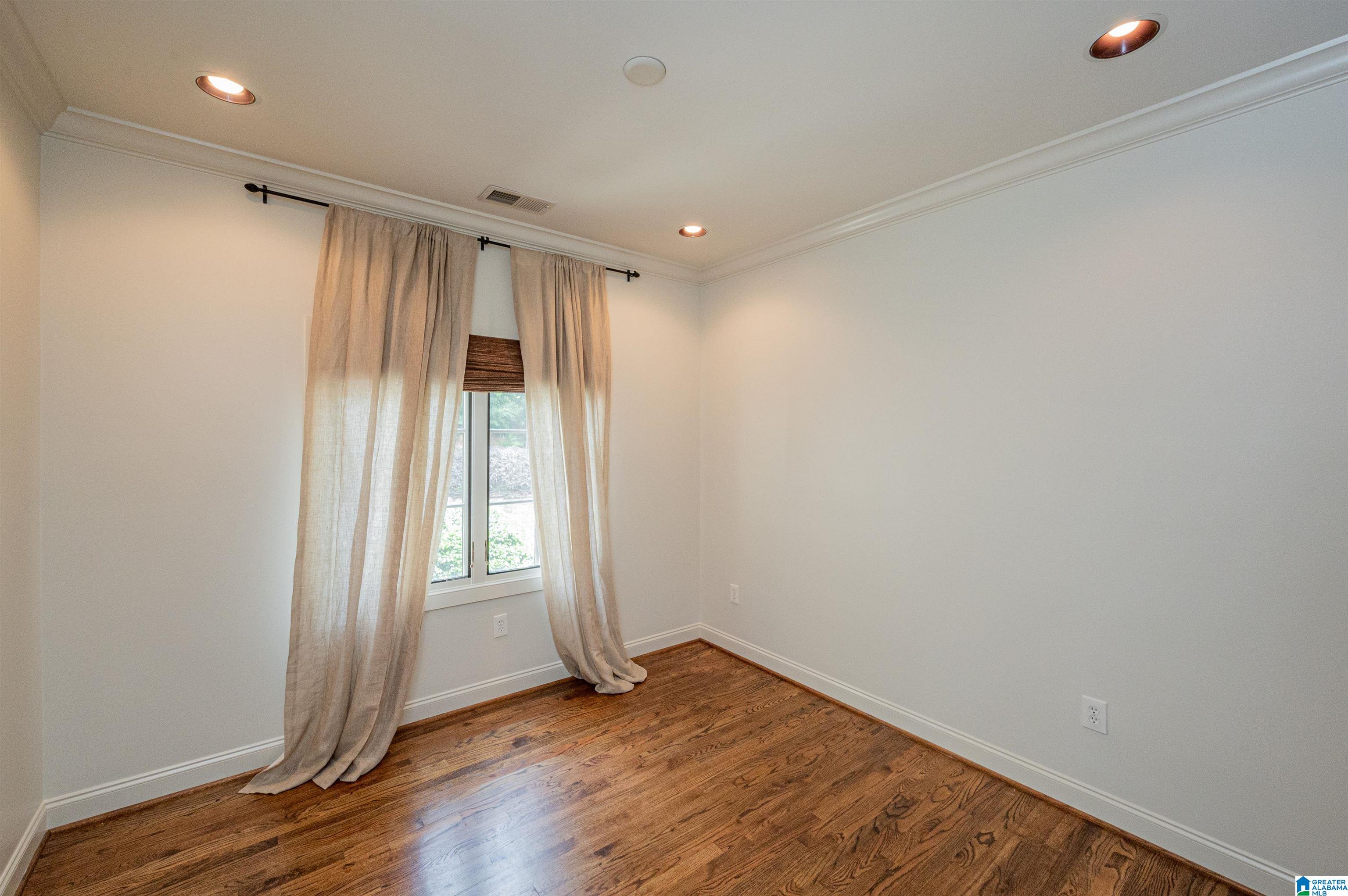 2073 Lancaster Road, Unit 2703 Birmingham, AL 35209 - Photo 38 of 45
