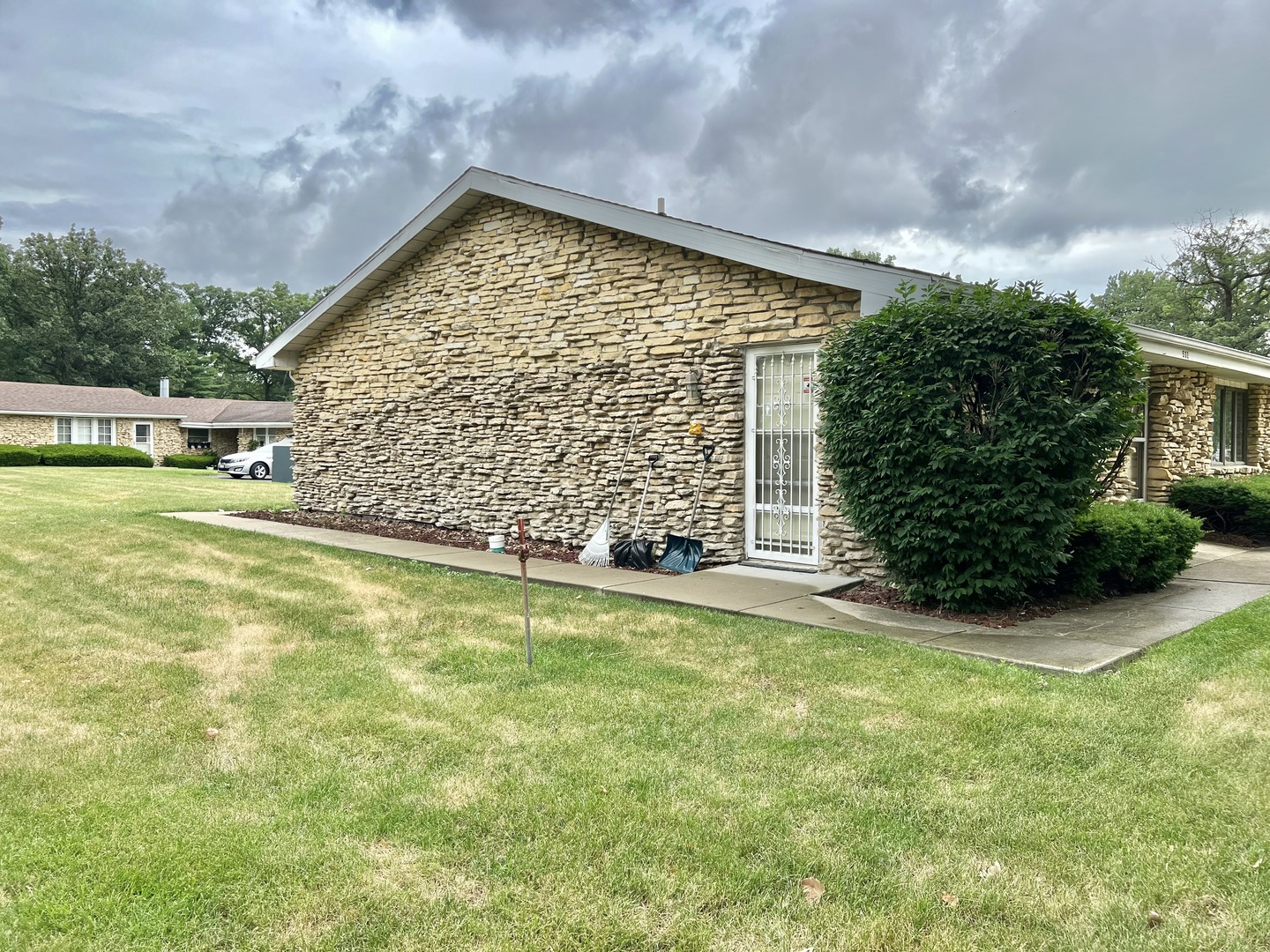 532 West Street, Unit 1 Lockport, IL 60441 - Photo 16 of 16 front view of a house with a yard