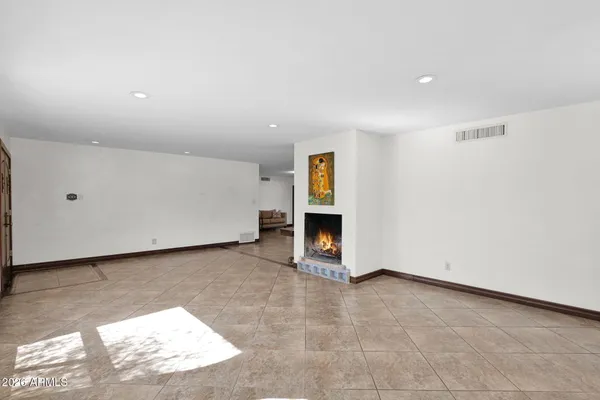 $810,000 | 2818 East Calaveros Drive, Phoenix, AZ 85028