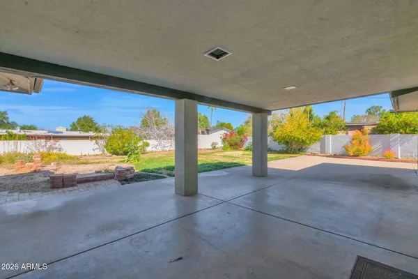 $810,000 | 2818 East Calaveros Drive, Phoenix, AZ 85028
