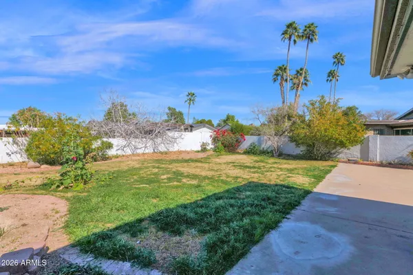 $810,000 | 2818 East Calaveros Drive, Phoenix, AZ 85028
