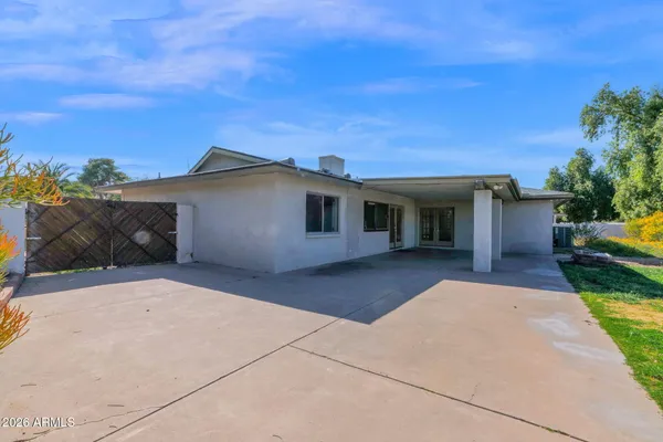 $810,000 | 2818 East Calaveros Drive, Phoenix, AZ 85028