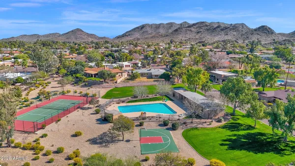 $810,000 | 2818 East Calaveros Drive, Phoenix, AZ 85028