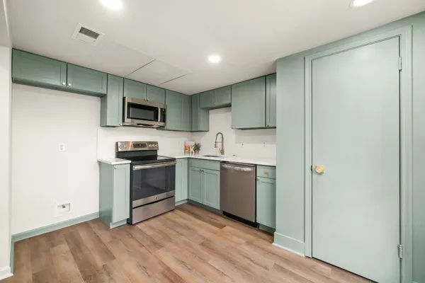 $192,500 | 14703 Barryknoll Lane, Unit 26, Houston, TX 77079