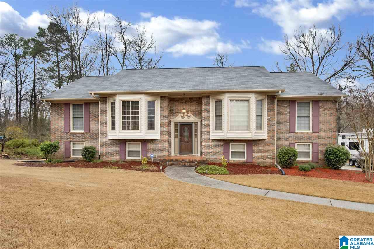 5987 Mockingbird Lane Pinson, AL 35126 - Photo 2 of 32