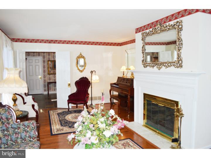 775 Marlboro Spring Road Kennett Square, PA 19348 - Photo 4 of 25 Living Room