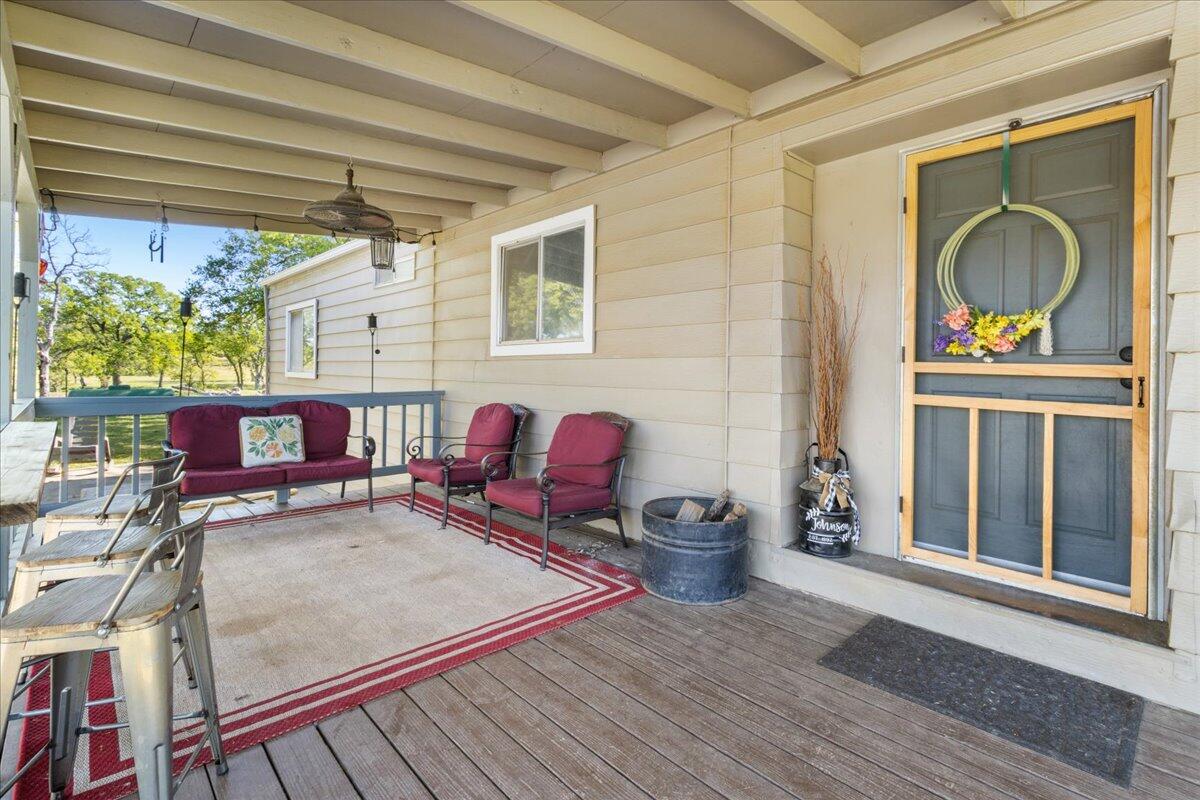 16455 Ridge Road Red Bluff, CA 96080 - Photo 3 of 56 a view of livingroom with furniture