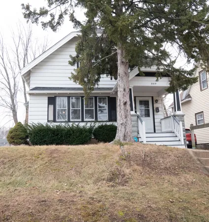 $339,900 | 2019 East St Francis Avenue, St. Francis, WI 53235