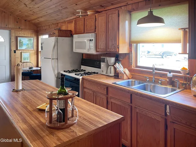 $299,000 | 73 Carl Turner Road, Chester, NY 12817