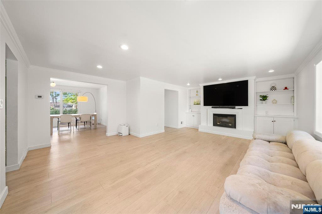 85 Park Avenue Cresskill, NJ 07626 - Photo 7 of 29