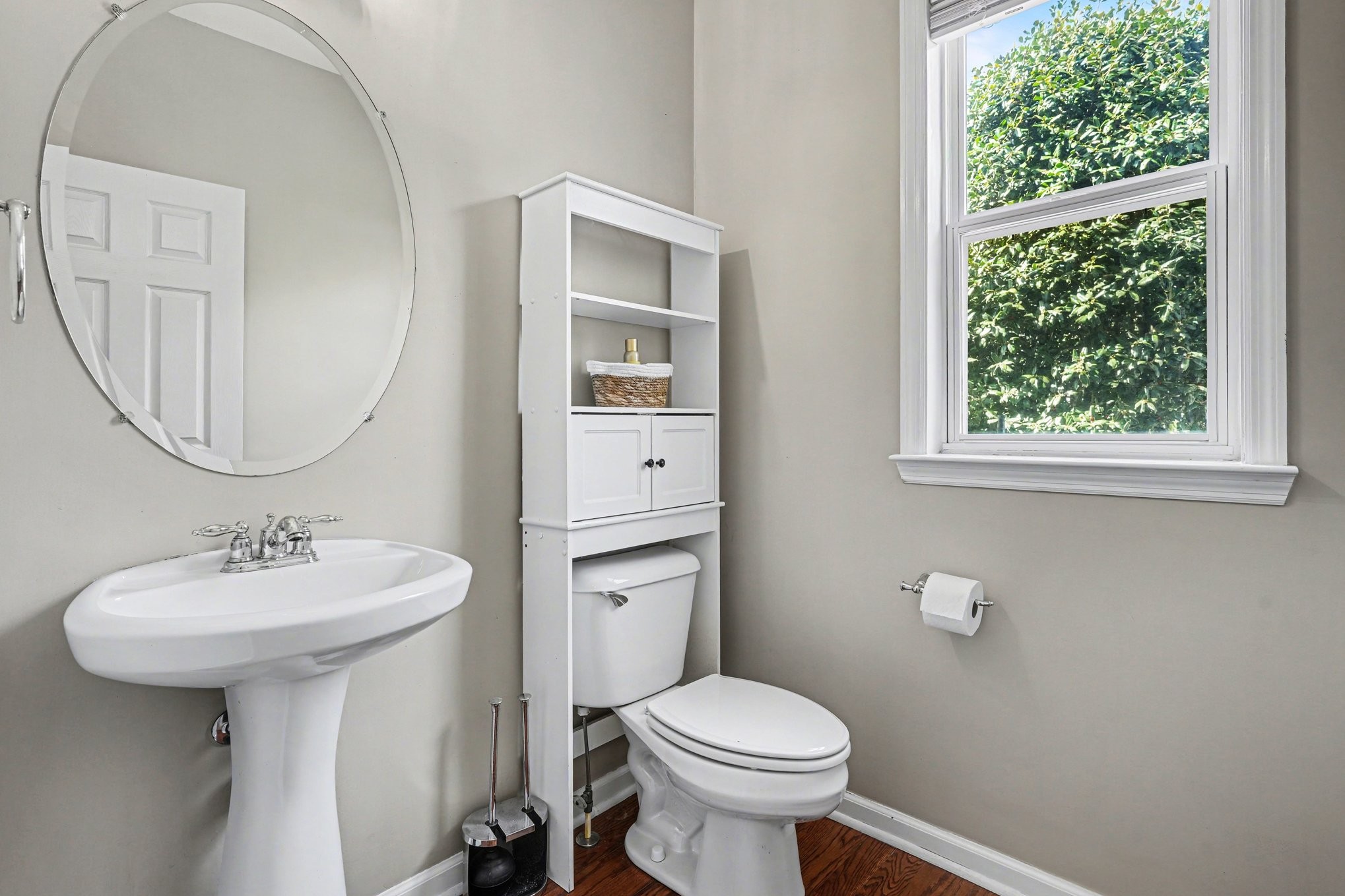 344 Landings Way Mount Juliet, TN 37122 - Photo 20 of 26 a bathroom with a toilet sink and mirror