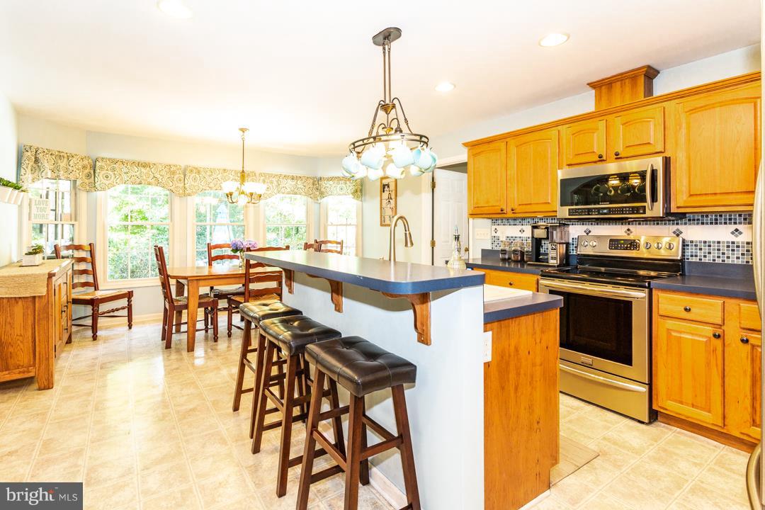 13750 Long Road Thurmont, MD 21788 - Photo 12 of 35 Kitchen island