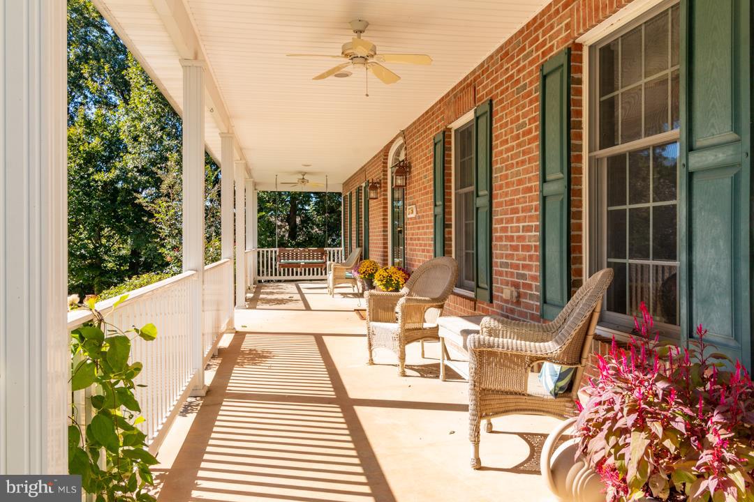 13750 Long Road Thurmont, MD 21788 - Photo 5 of 35 Front Porch