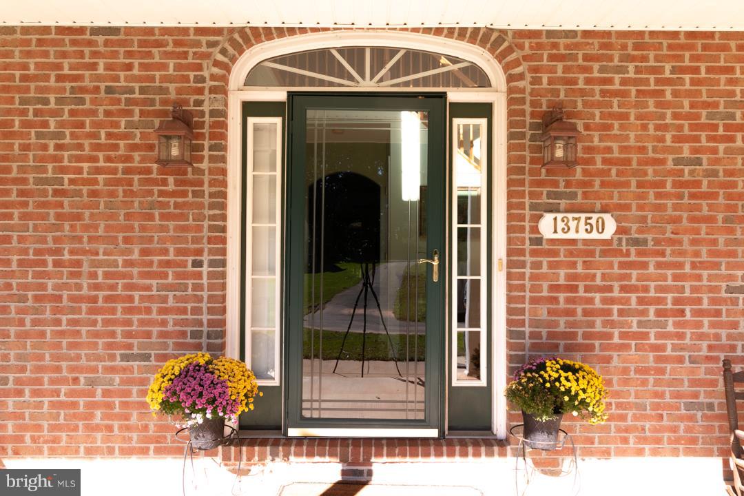 13750 Long Road Thurmont, MD 21788 - Photo 6 of 35 Front Door