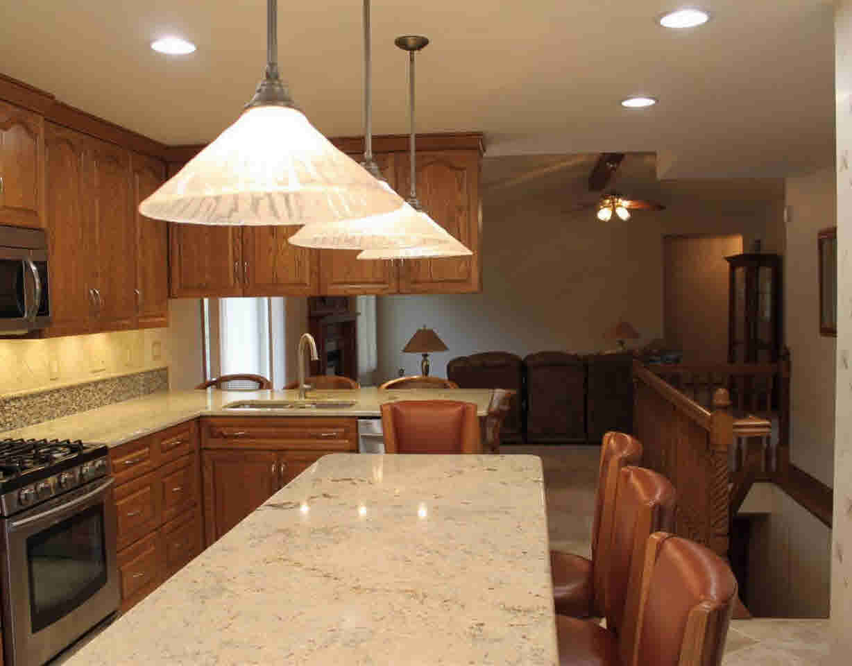 1030 North Linden Road Flint, MI 48532 - Photo 12 of 57 21304686-11.JPG