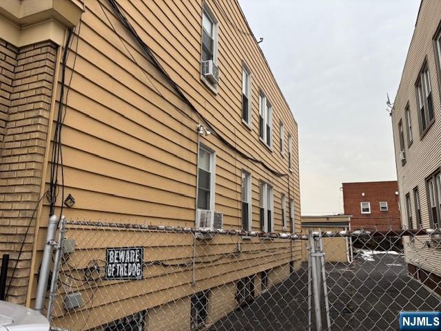 196 West End Newark, NJ 07106 - Photo 6 of 39 a front view of a building