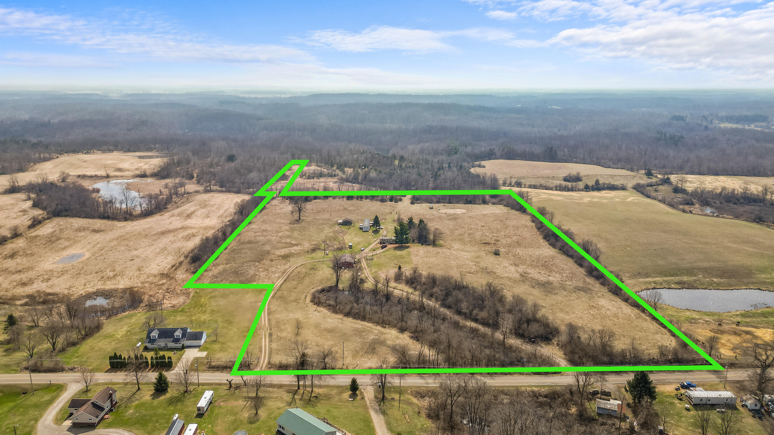 8591 Reading Road East Pittsford, MI 49271 - Photo 2 of 33 4_dji_0176