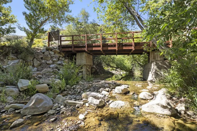 $2,995,000 | 16825 Maricopa Highway, Ojai, CA 93023