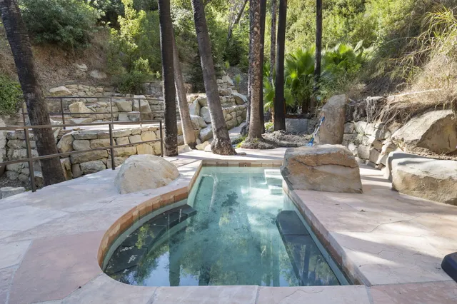 $2,995,000 | 16825 Maricopa Highway, Ojai, CA 93023